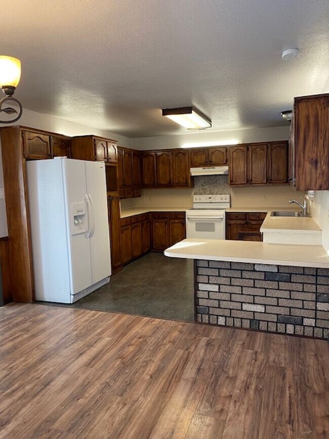 Building Photo - 3160 CR 2152- Caddo Mills House on 10 acres