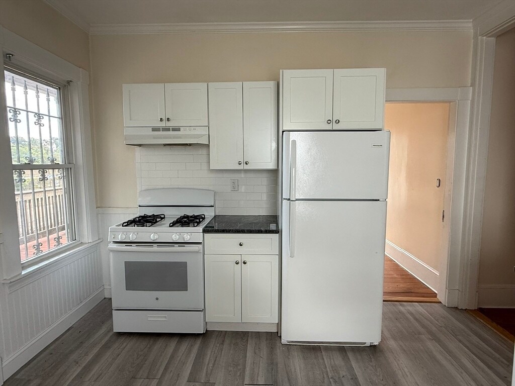 Building Photo - 21 Sydney St