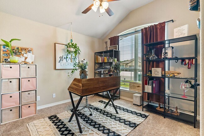 Building Photo - Half Off First Months Rent!!!