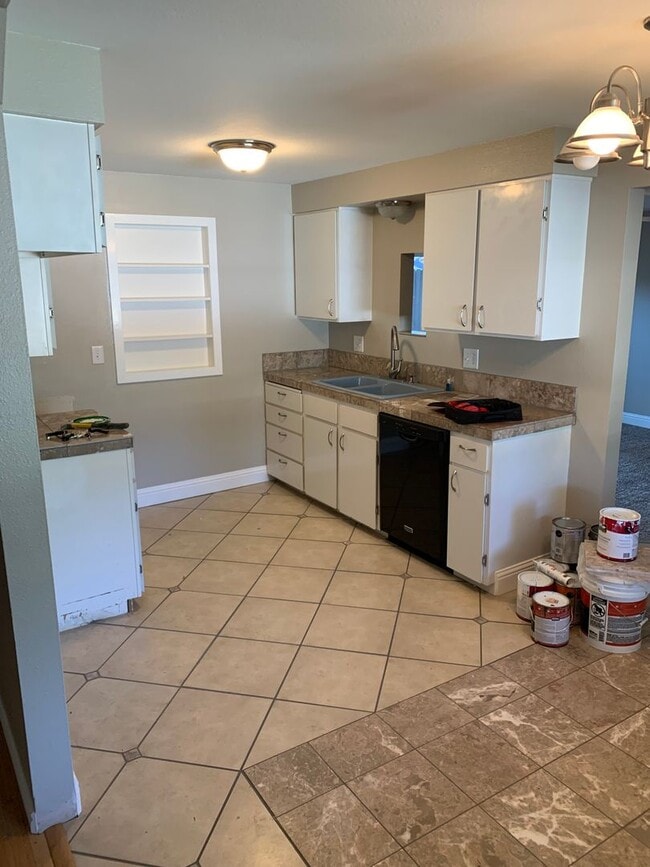 Building Photo - Recently Remodeled home on the Boise Bench!!!