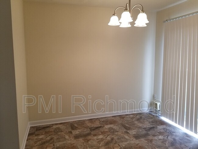 Building Photo - 4615 Chiswell Dr