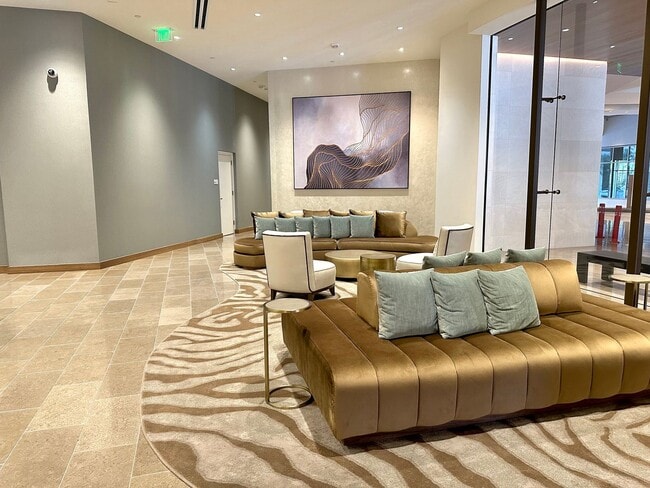 Building Photo - 1388 Kapiolani Blvd
