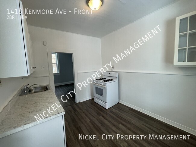 Building Photo - 1418 Kenmore Ave