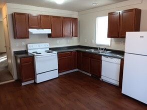 Building Photo - For Rent - Four-Bedroom Two-Bathroom Home Available NOW!