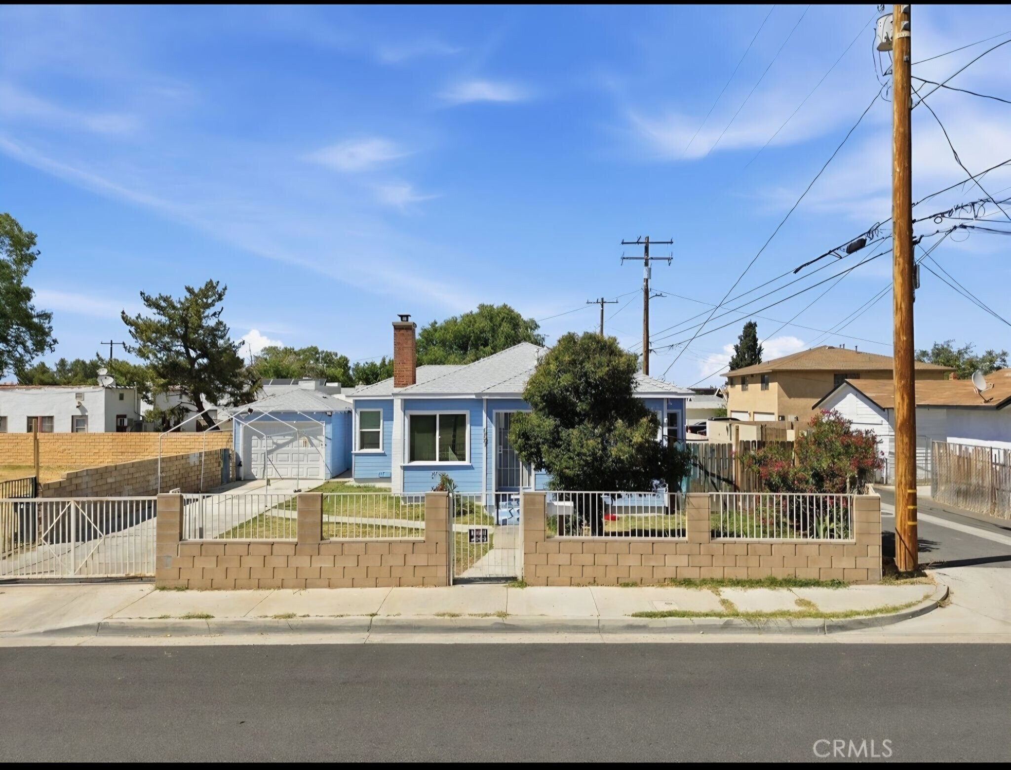 Building Photo - 557 W Oldfield St