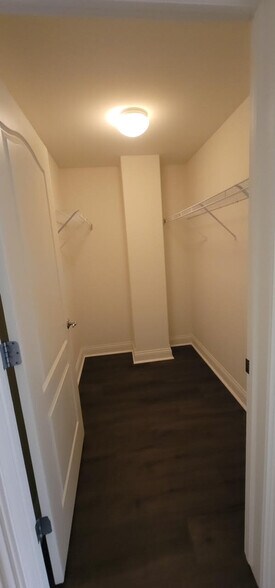 Building Photo - 1 Itasca Pl