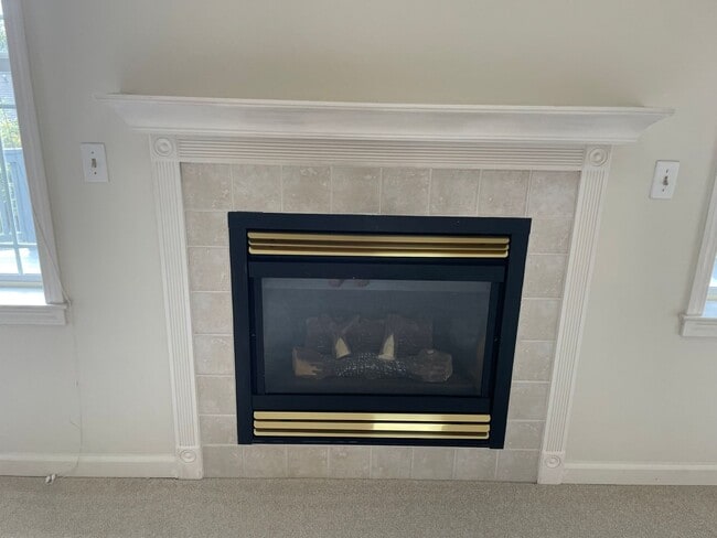 Building Photo - Lovely Home in Holmes Harbor with a Short Term Lease!