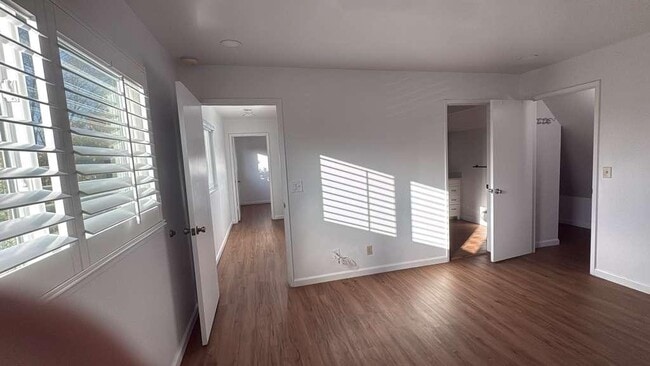 Building Photo - 101 E Portola Way