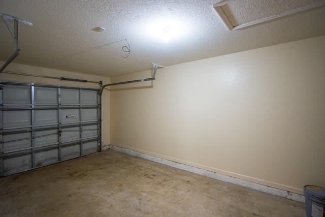 Building Photo - 6 Ponderosa Ln