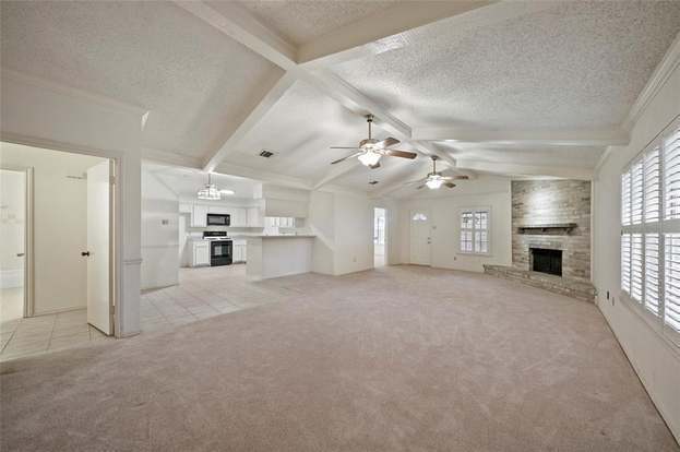 Building Photo - 1716 Huge Oaks St