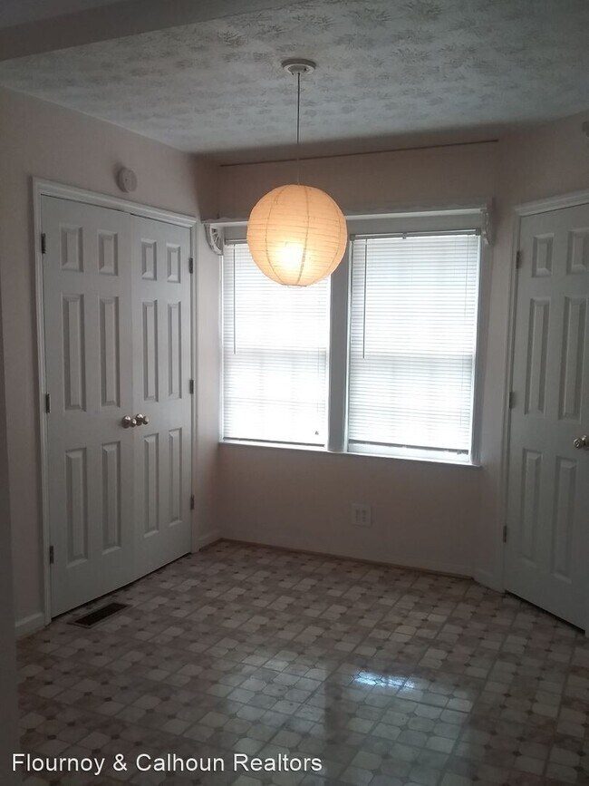 Building Photo - 1245 Peacock Ave