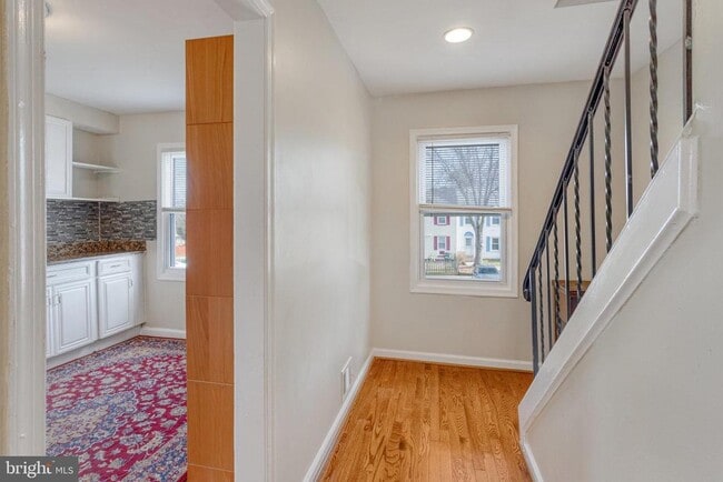 Building Photo - 2900 Williamsburg Ct
