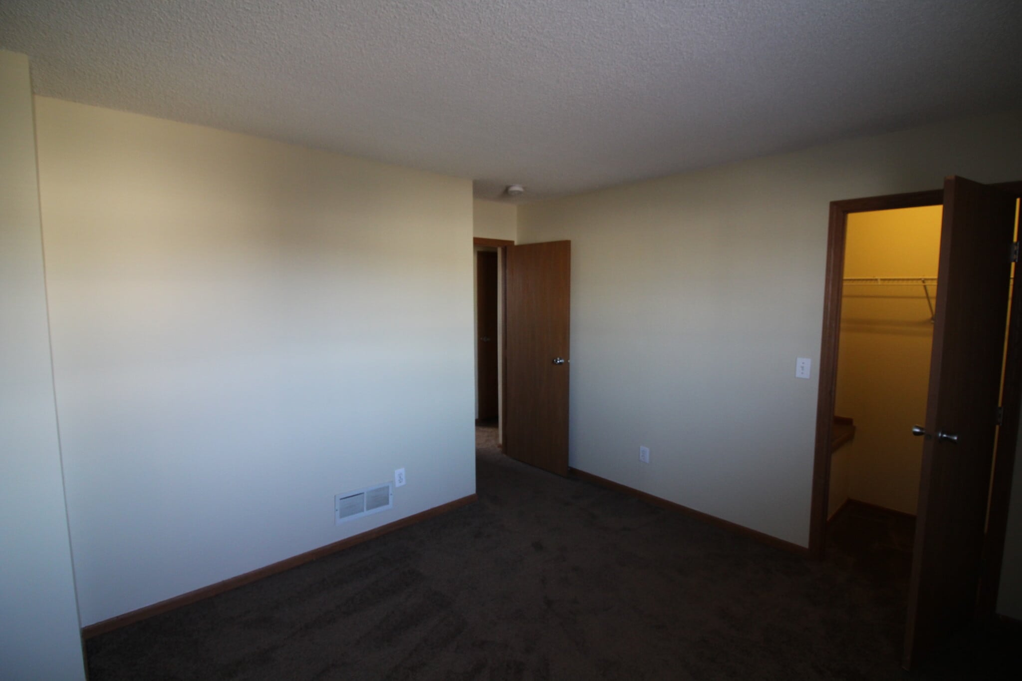 Building Photo - 1732 Bennigan Dr
