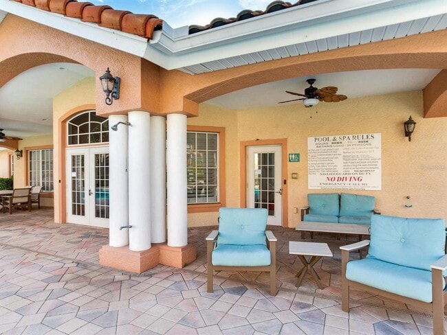 Building Photo - 6302 Vista Verde Dr W