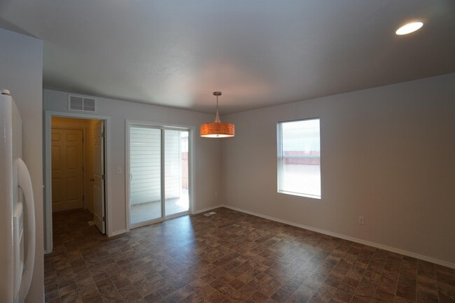 Building Photo - 163 W Lava Falls Dr