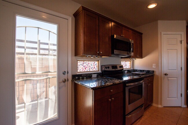 Building Photo - 4363 Susie View