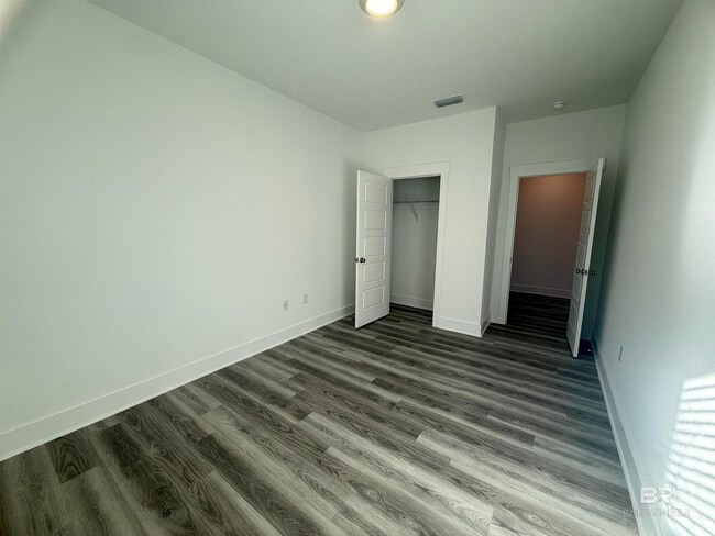 Building Photo - 408 Meriwether Ct