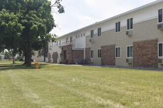 Building Photo - Carstensen Lane