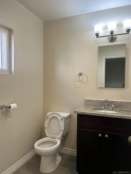 Building Photo - 1646 Brookes Ave