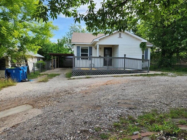 Primary Photo - 724 Wheless Ave