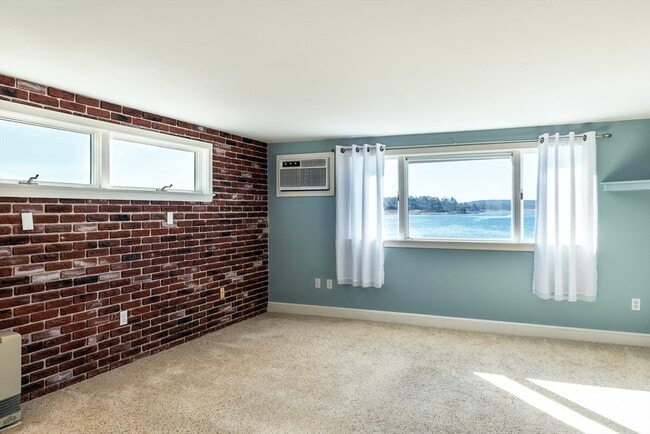 Building Photo - 33 Eagle Hill Rd