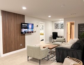 Building Photo - 4420 Shakespeare Cir