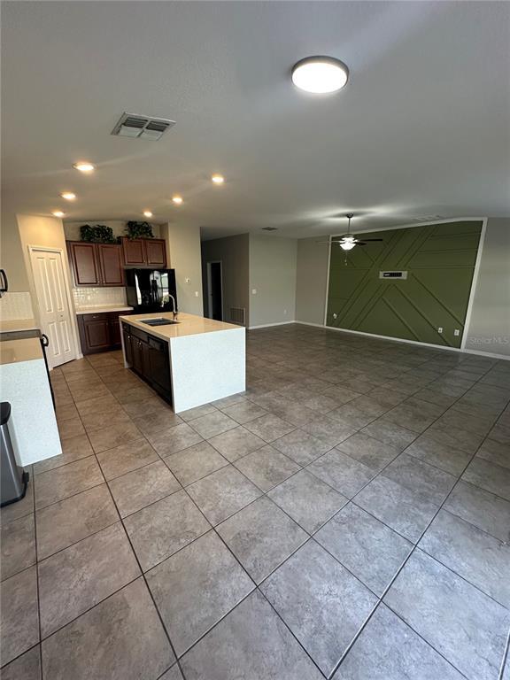 Building Photo - 903 Zone Tailed Hawk Pl