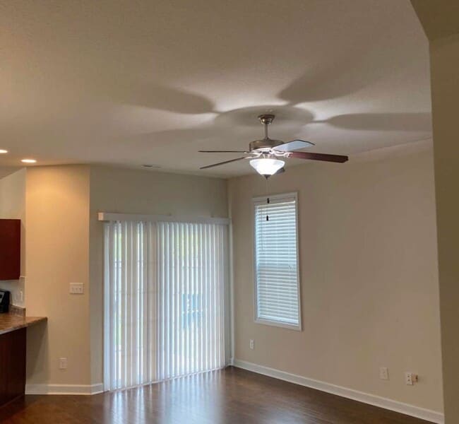 Building Photo - 319 Frisco Wy