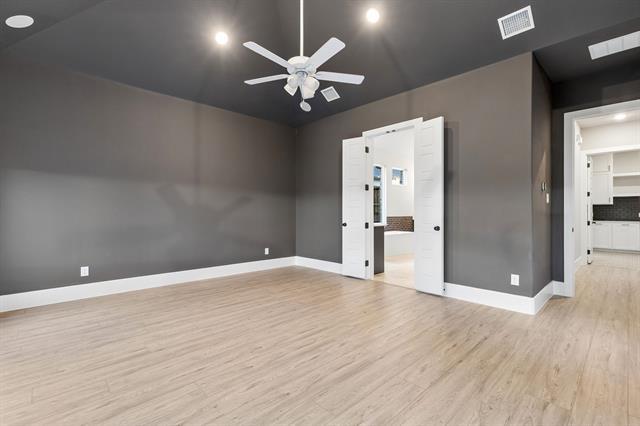 Building Photo - 4630 Summerville Ln