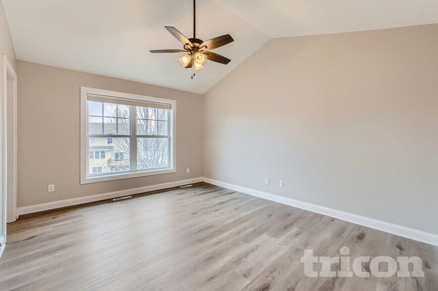 Building Photo - 17475 Glacier Wy