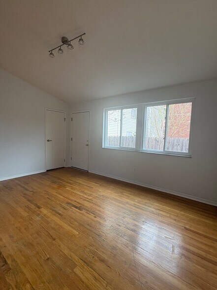 Building Photo - 3434 Nebraska Ave