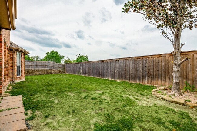 Building Photo - 130 Cassandra Dr