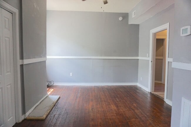 Building Photo - 1 BED | 1 BATH | VICTORIAN DISTRICT