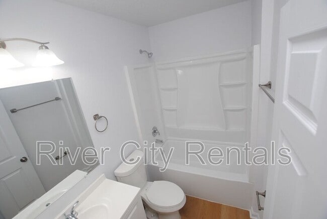 Building Photo - 5749 Silver Sands Cir