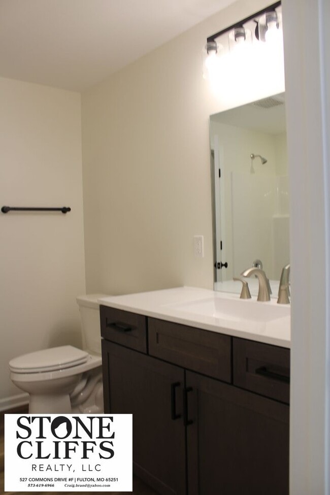 Building Photo - 904 Scott Station Rd