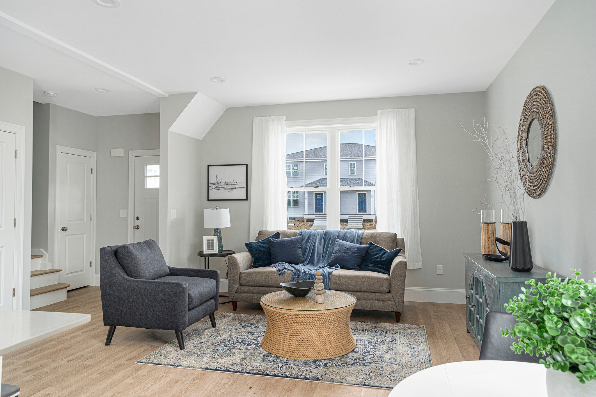 Building Photo - 50 Hopkins Ln