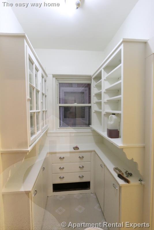 Building Photo - 163 Summer St