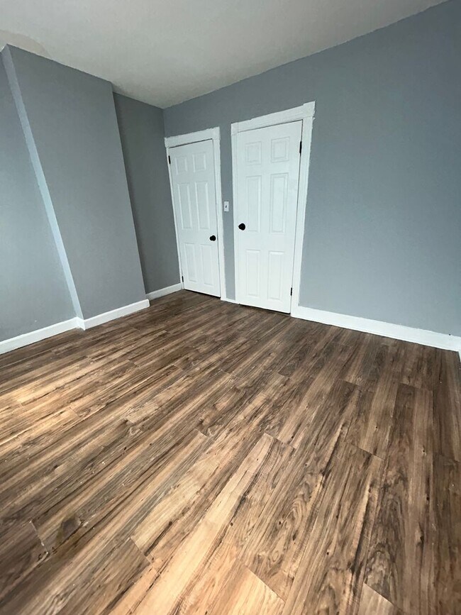 Building Photo - 414 Reservoir St