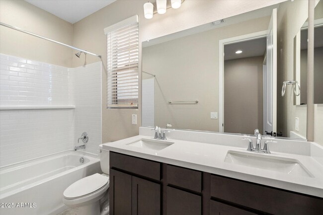 Building Photo - 10211 W Crittenden Ln