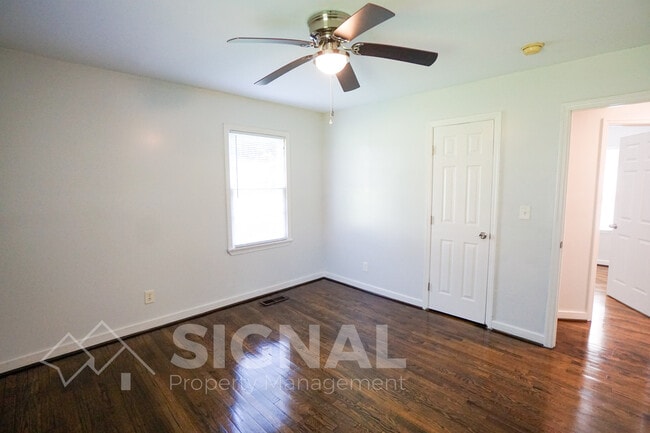 Building Photo - 1209 Lynn Acres Dr