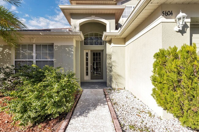 Building Photo - Spacious 5BR Home in Vista Lakes Near Lake Nona & Airport!