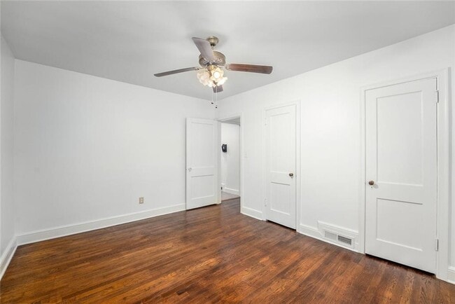 Building Photo - 2030 Sumter St NW