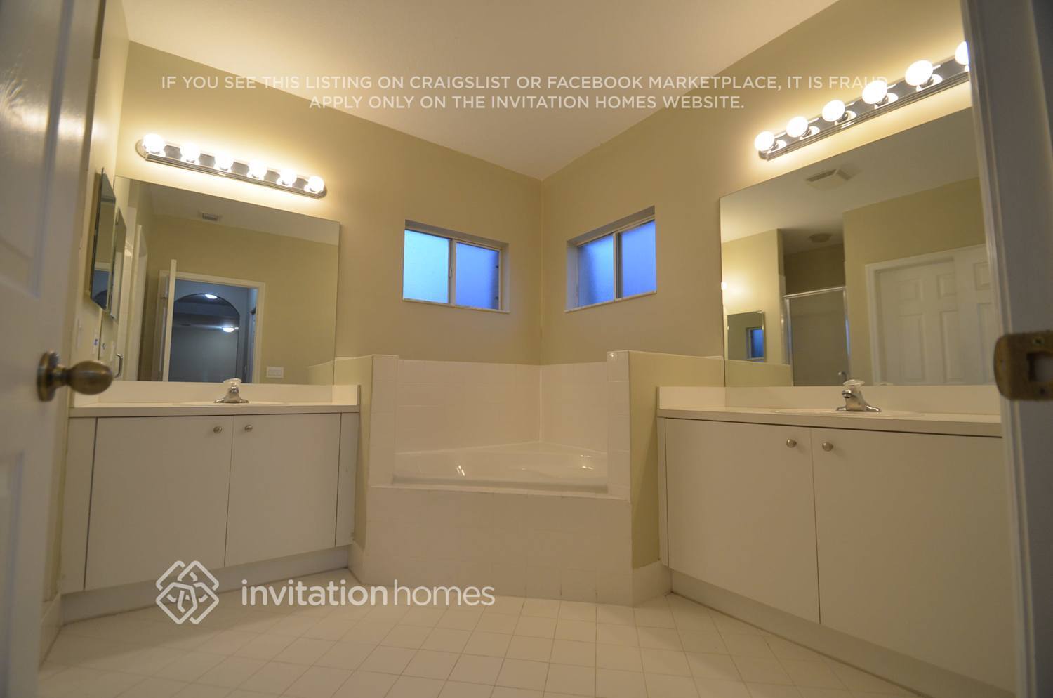 Building Photo - 22161 SW 94th Ave