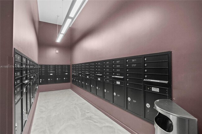 Building Photo - 151 SE 1st St