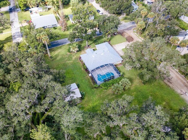 Building Photo - 707 Corbin Park Rd