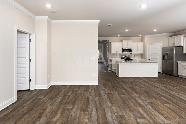 Building Photo - 14543 Dayton Cir