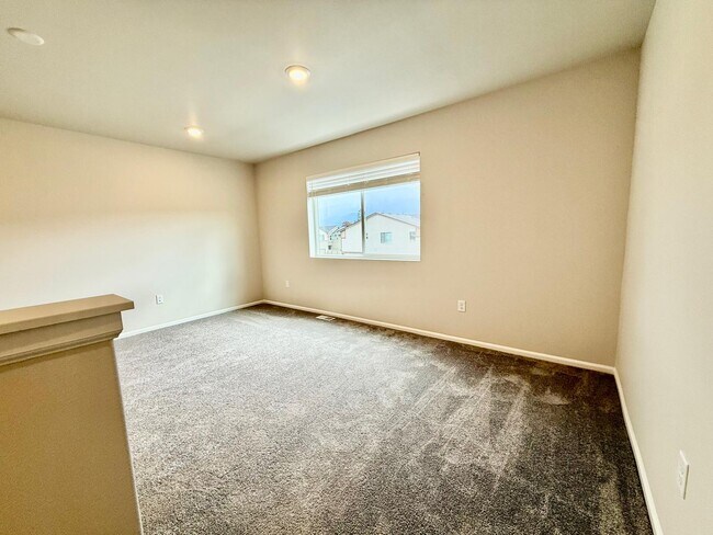 Building Photo - 1149 17th Ave