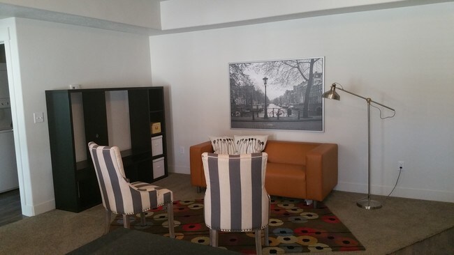 Living room - BRICKYARD APARTMENTS