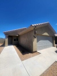 Building Photo - 3641 Cam Del Rancho