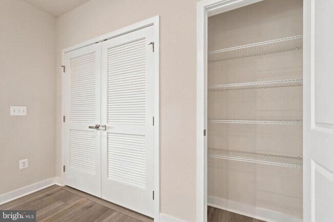 Building Photo - 4399 Peach Lily Ln